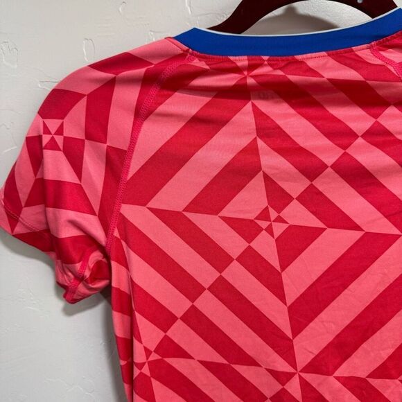 Nike Pro Women's Dri-Fit Fitted Training Workout Tank Top Red Pink Med Geometric - Picture 3 of 4